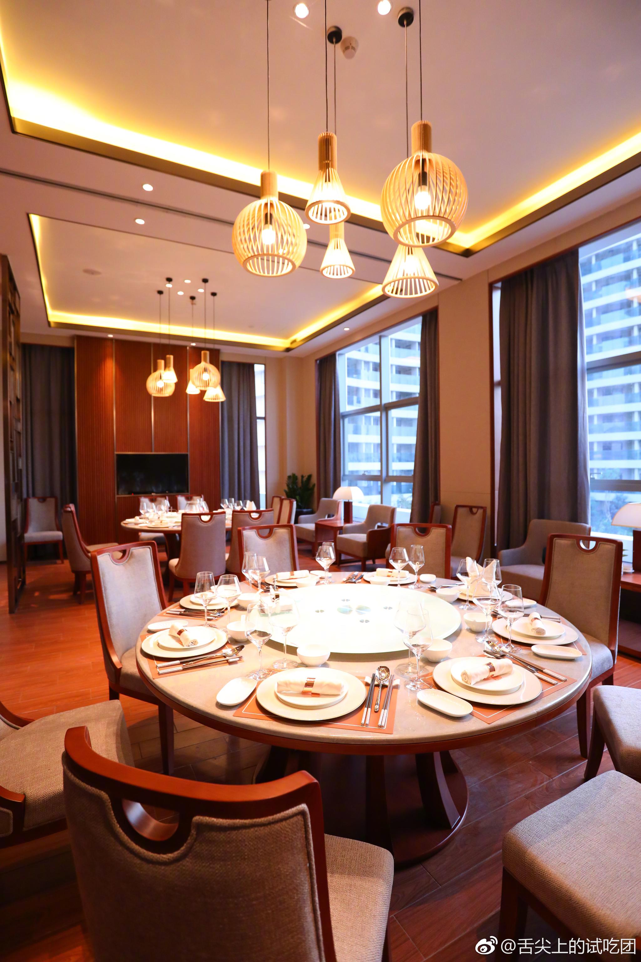 南昆山温德姆温泉酒店的中餐厅主打传统粤菜,将本地菜肴与顺德菜,客家