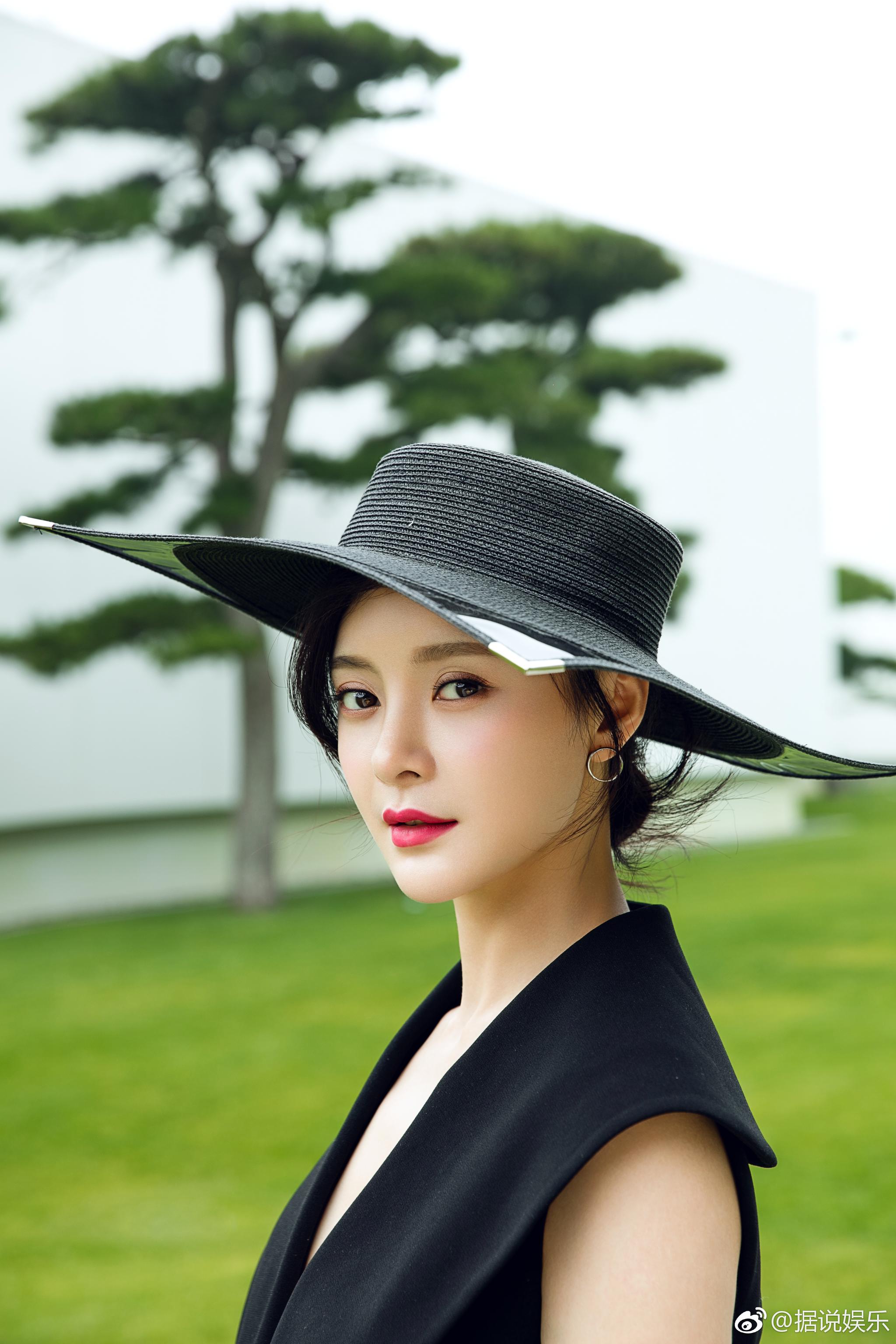 恭喜@王瑞子715  完美收官!美女也拼命,进化不停歇!万人迷背后