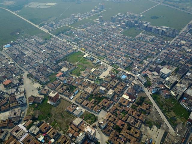 每年农历四月十四为大长陇村置寨日.