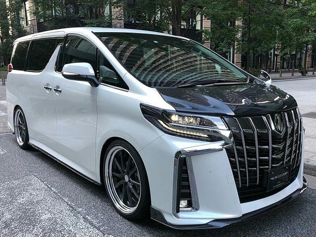 丰田新款埃尔法改装欣赏