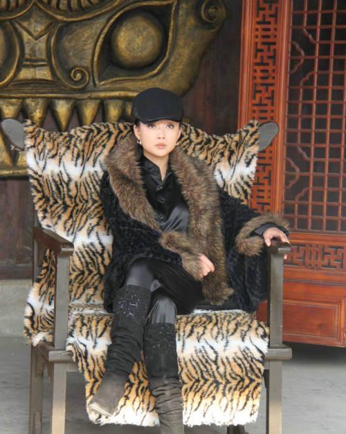 中国湘西最美女土匪, 杀一个鬼子就与她睡, 杀5个就能娶回家