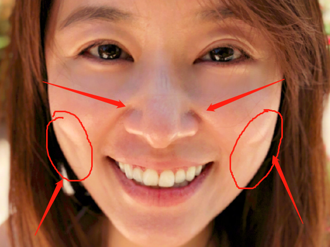 林心如素颜自拍脸部棱角分明,网友找出破绽:冤枉那个摄影师了