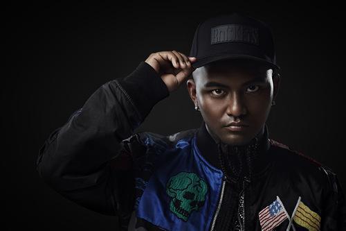 这个偏远地方的人被称为中国黑人 却又长得男俊女靓