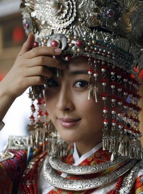 中国湘西最美女土匪, 杀一个鬼子就与她睡, 杀5个就能娶回家
