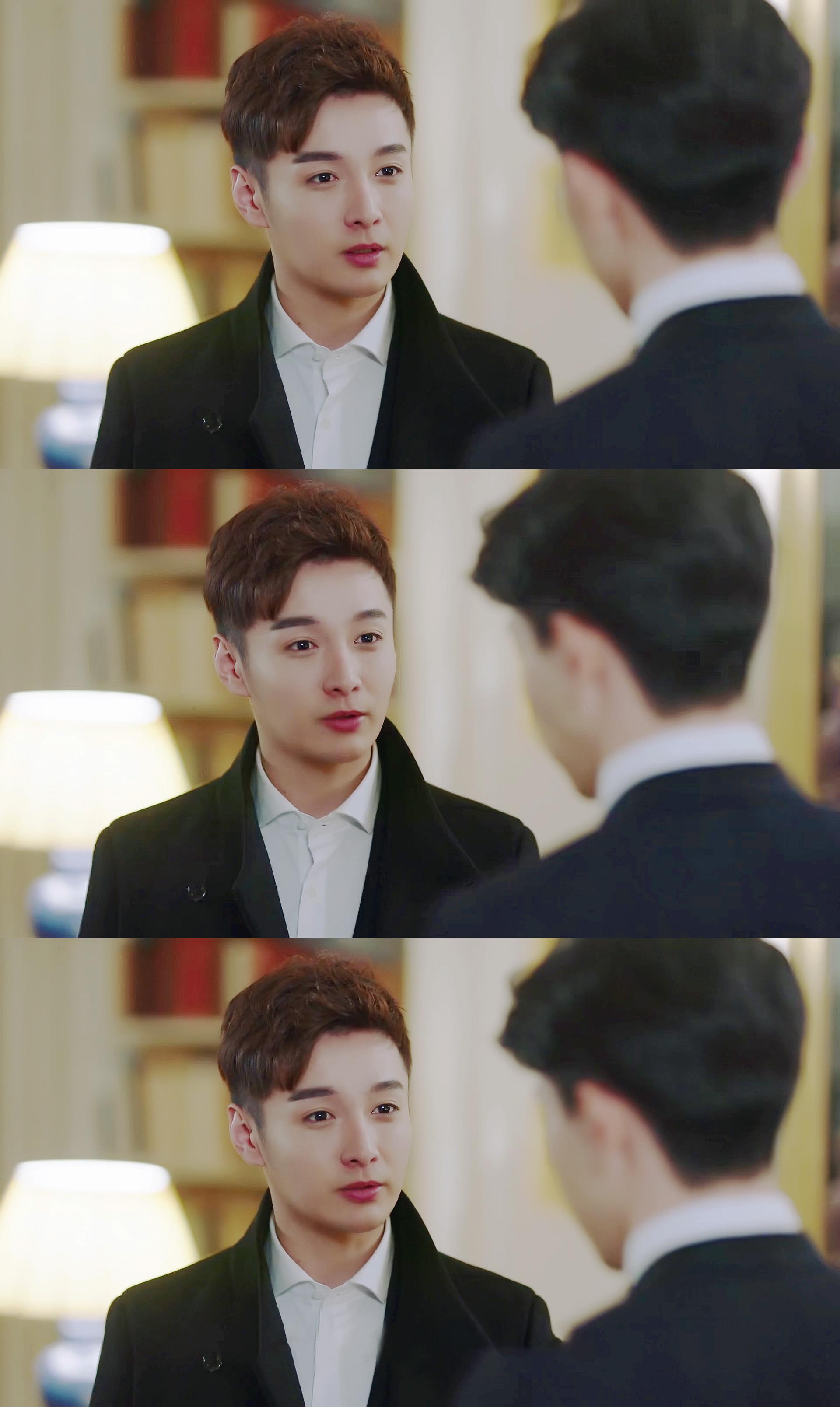 里面的饰演陈默的张昊唯有点可爱啊