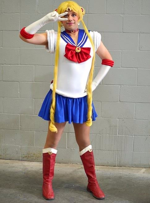 美少女战士cosplay网友月野兔大叔的少女心不是一般的膨胀啊