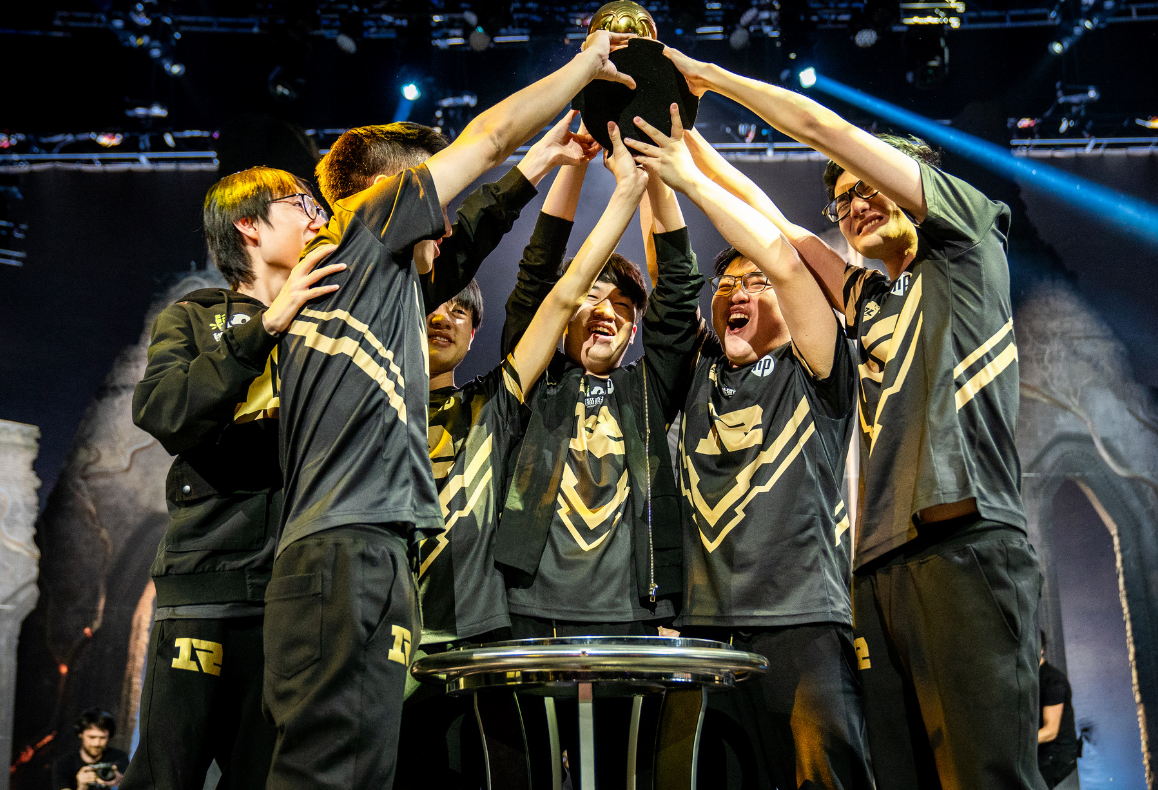 rng为什么强大lpl夏季赛抽签仪式上rng教练一句话值得回味