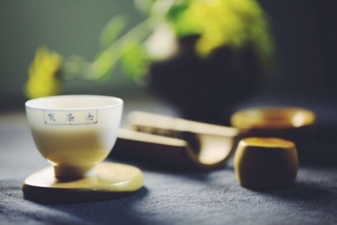 一杯清茶,一份恬静.