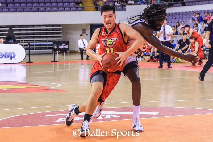 角色的转换,身份的变化,让王龙飞一度十分挣扎.