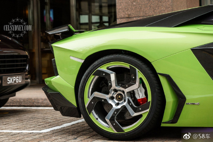 绿色兰博基尼aventador lp700-4 你爱不爱!