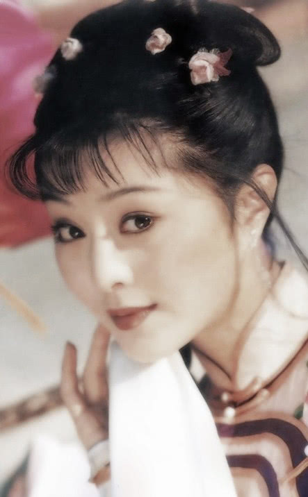 范冰冰扮演金锁走红,解约惹怒琼瑶,却对刘雪华这样报恩!