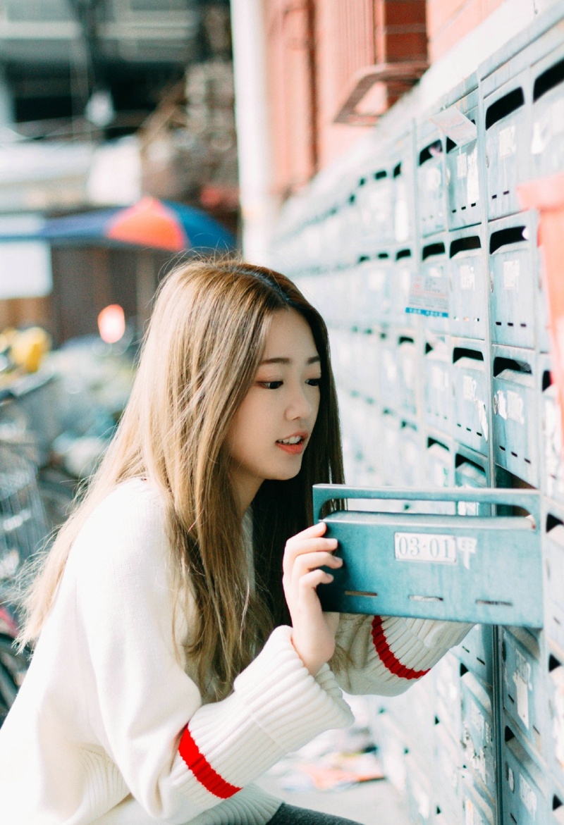 毛衣双马尾妹子可爱俏皮青春无敌写真集 @微相册 @微博摄