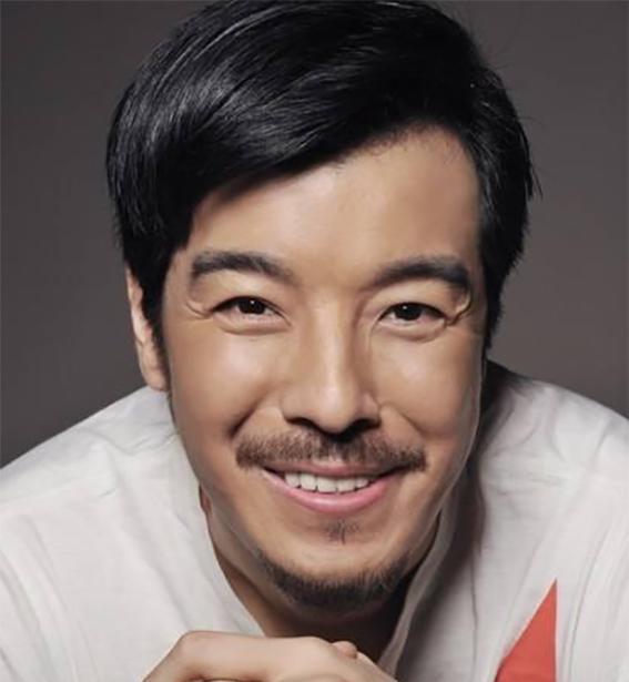 万年不火男配角, 与小十岁老婆闪恋闪婚, 今演反派让人恨得牙痒痒