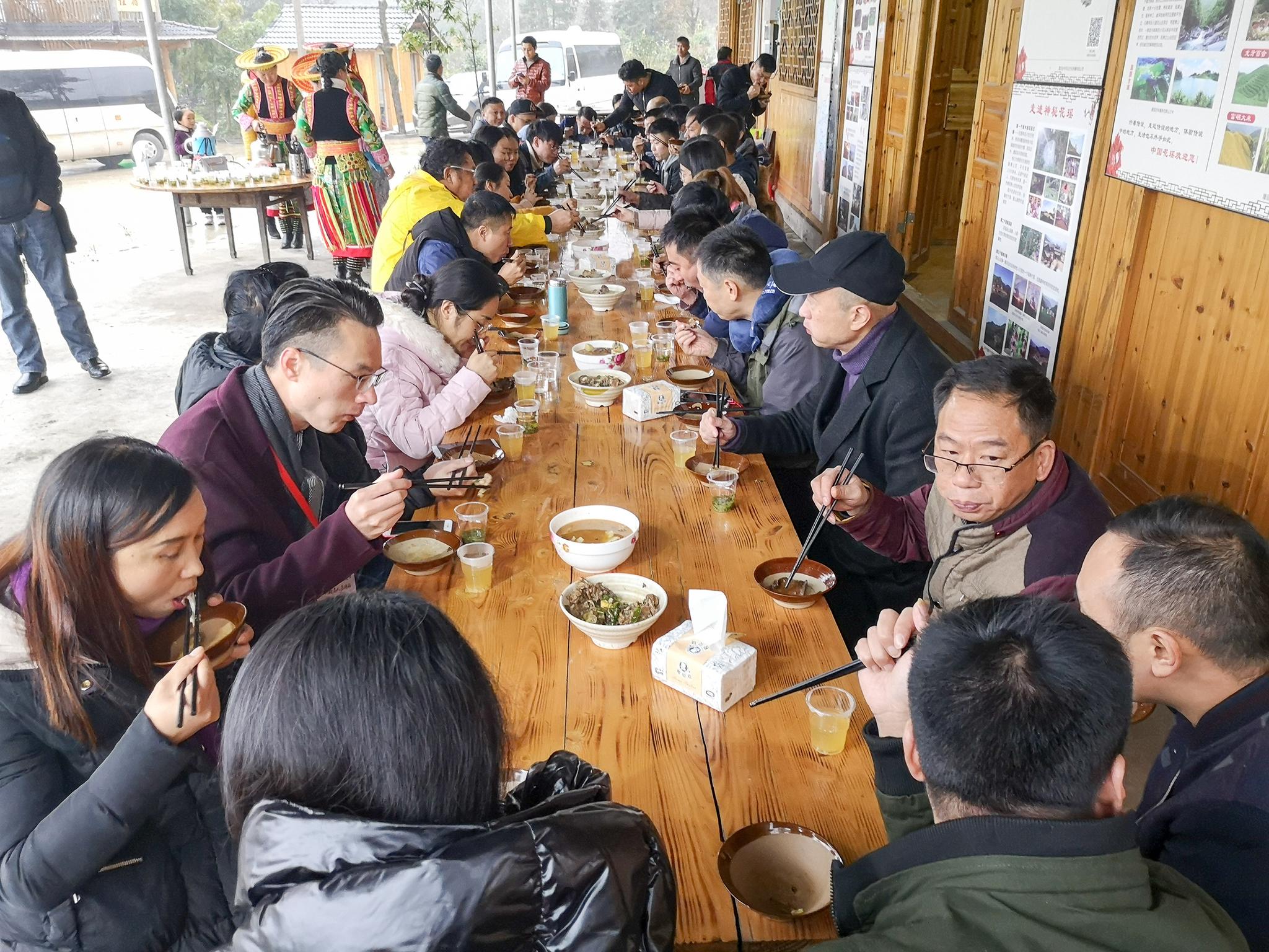 黄金交易平台怎么选 卡塔尔待客有哪些禁忌