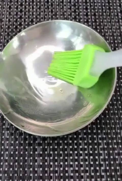 鸡蛋竟能复原破碎的手机屏,简直令人大跌眼镜