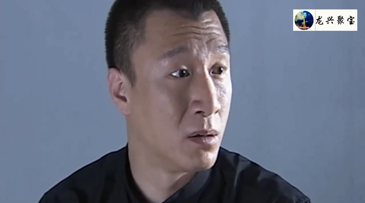 孙红雷《征服》:黑老大刘华强知道媳妇把孩子打掉之后,眼睛红了
