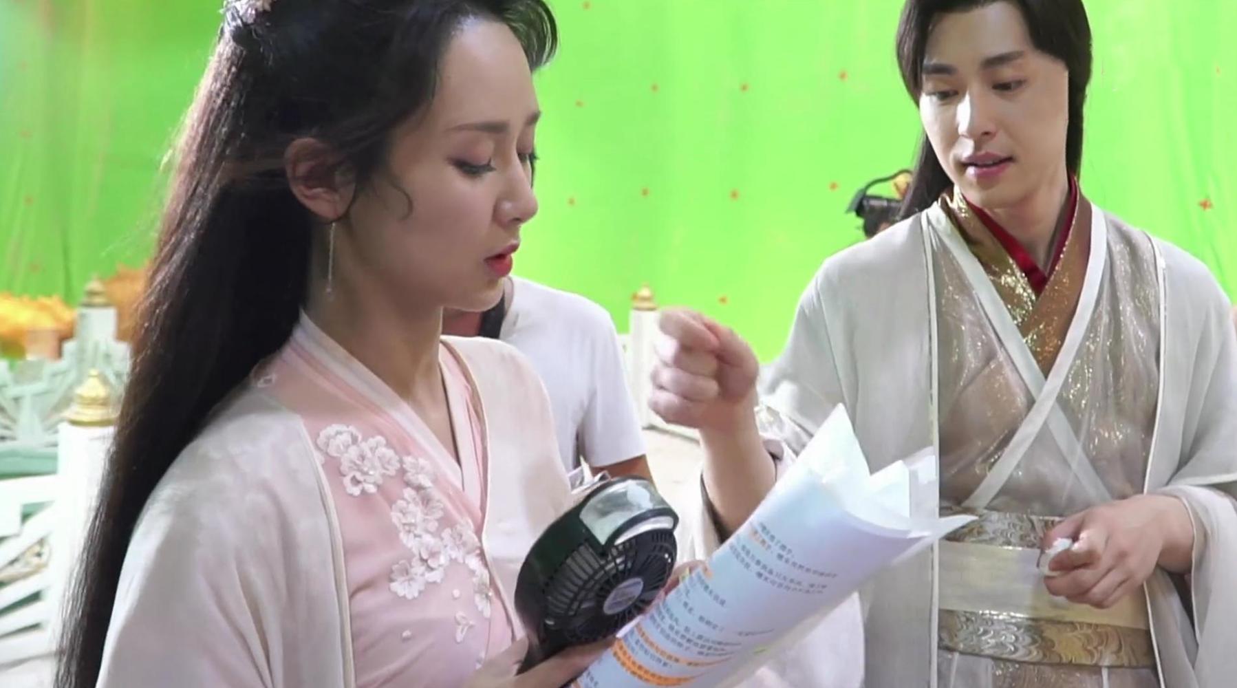 杨幂和杨紫的剧本差不多,但为何两人演技却有