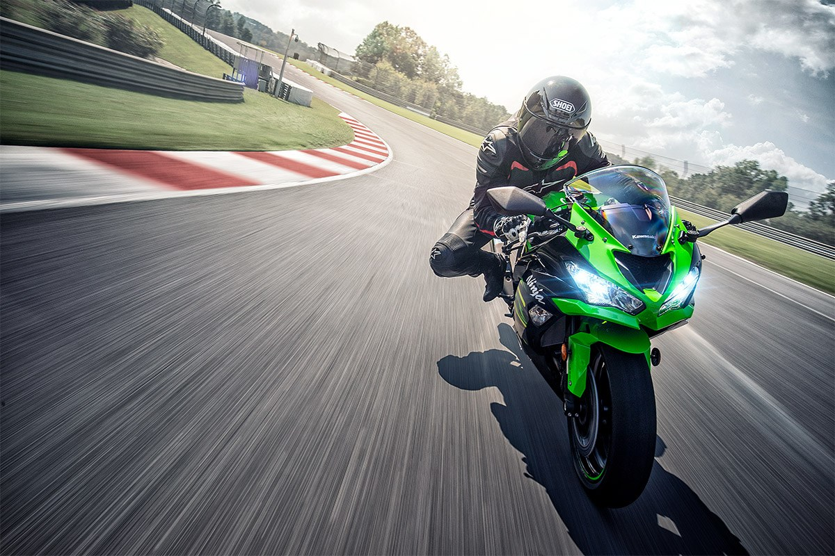 民用级黄金排量跑车2019款川崎Ninja ZX-6R 636发布