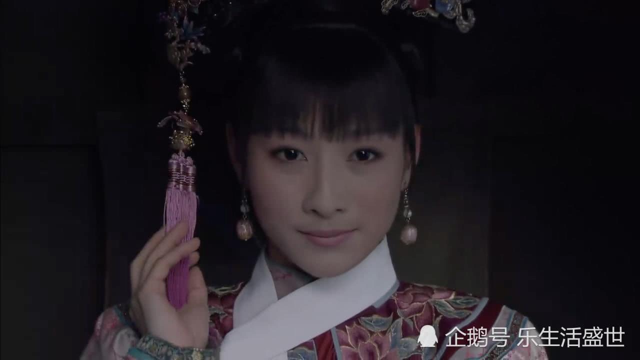 甄嬛传:谁看懂了?为何安陵容进宫前要摸旗头上的流苏?