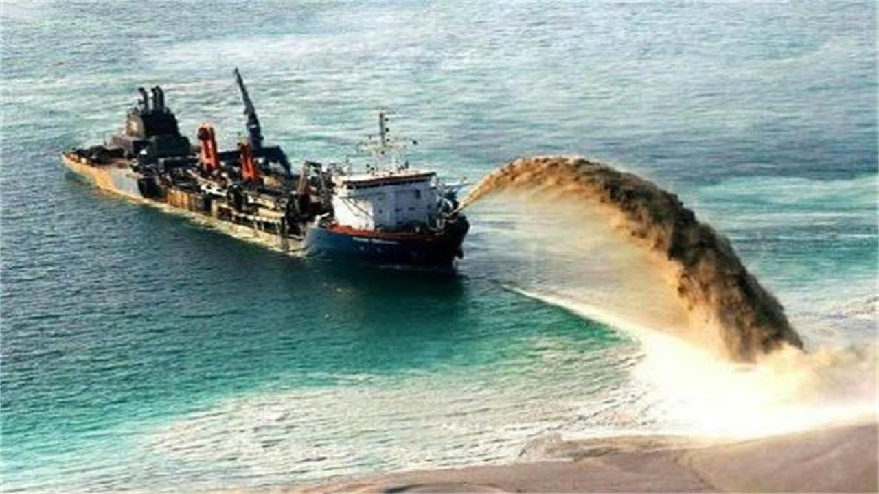 我国南海最南端人工岛从礁升级岛面积只有天安门广场三分之二