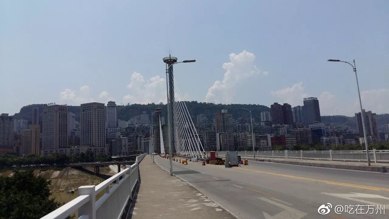 万州万安大桥历时4个整修 8月19日将恢复正常通行