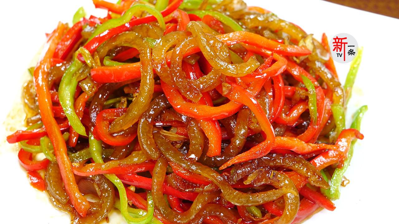 猪皮这么做,q弹爽脆,又香又辣,吃着特别下饭