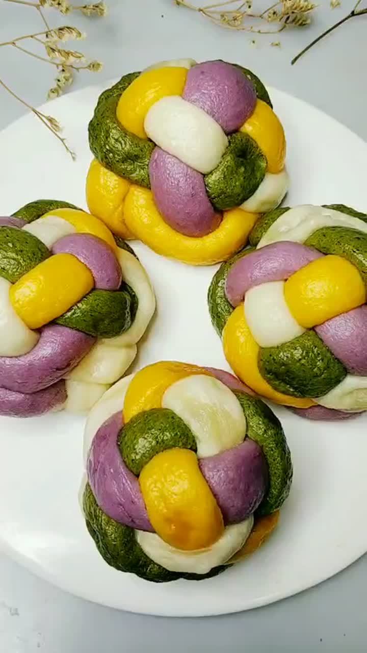 花样绣球馒头,编织手法独特,造型美观营养丰富好吃!