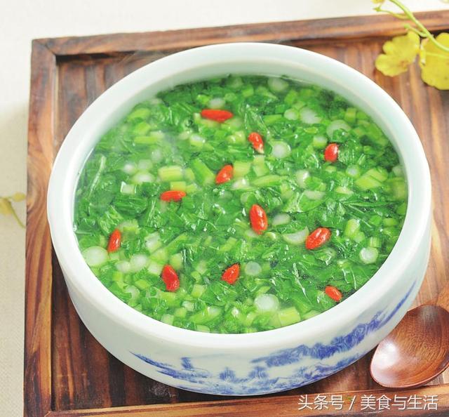 青菜钵钵汤,清爽低脂,是符合现代人营养需求的清肠素汤