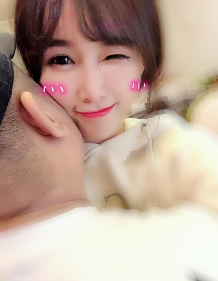 有情人终成眷属:yy退网美女主播与土豪玩家领证,获粉丝祝福