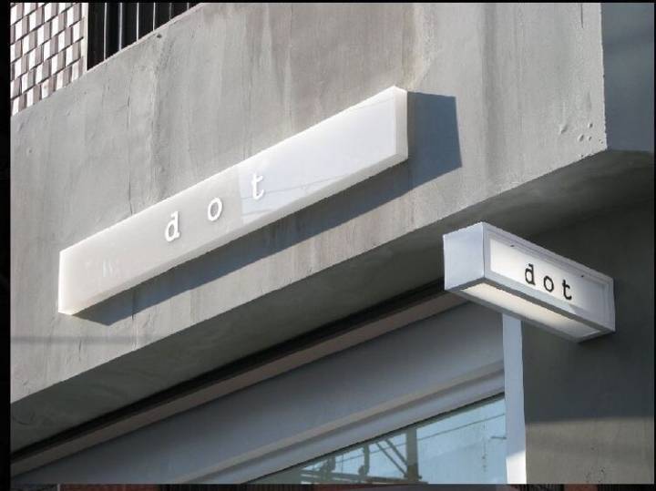 收集一组漂亮的店招设计