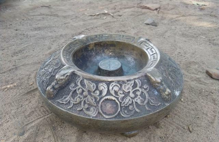 农村这些老古董图1价值百万图5价值千万图3有几个人认识