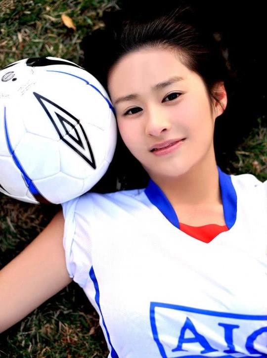 女星穿球服,范冰冰和baby加起来都比不上她!