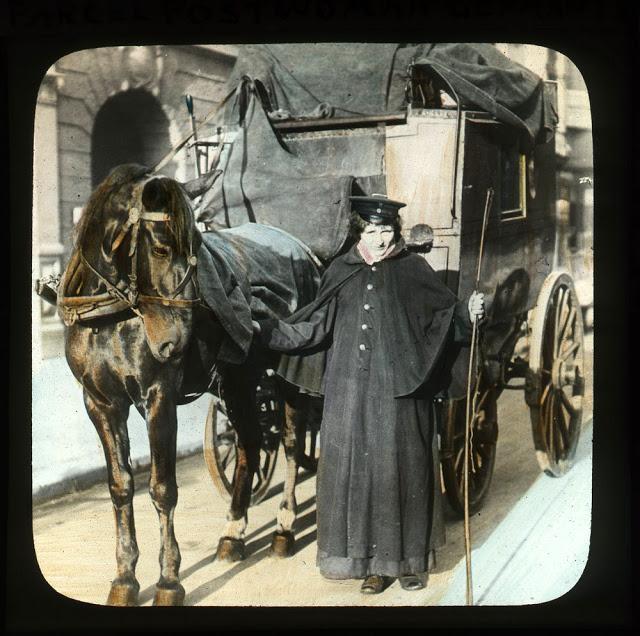 二十世纪初的各国邮政工作者老照片