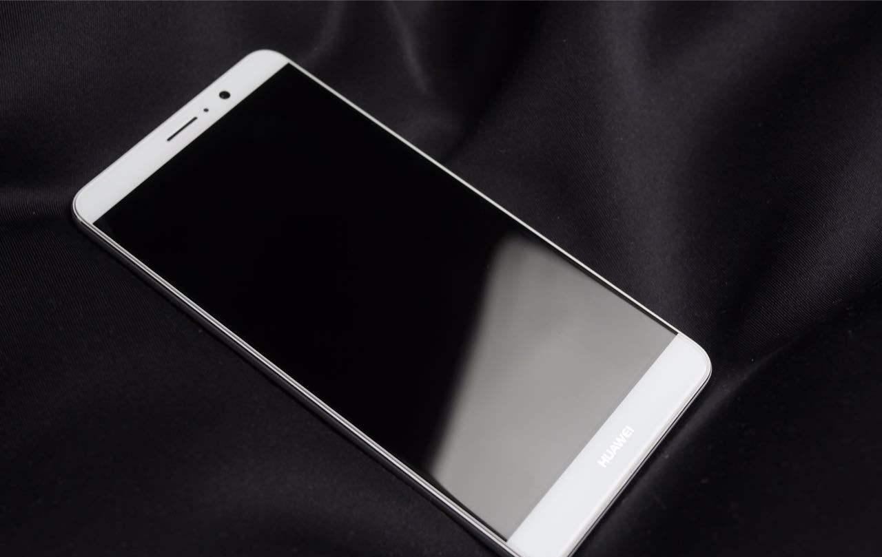 小米note遇上骁龙810这款"热"芯片也无能为力,小米note2本来是一部