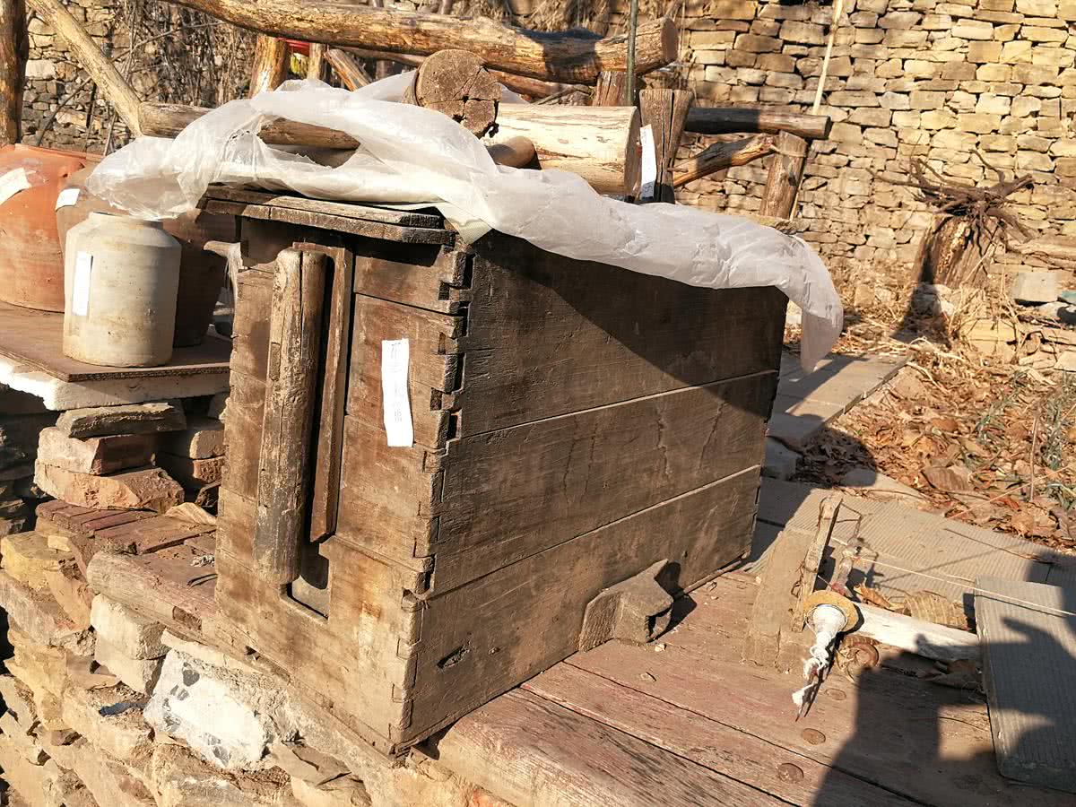 12种农村古董级老物件,你能认出几种,最后一个还曾是刑具