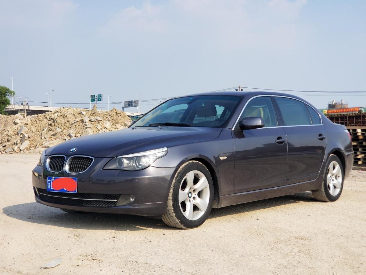 工地老板转手08款宝马5系,称给6万就甩,看到实车转脸就走