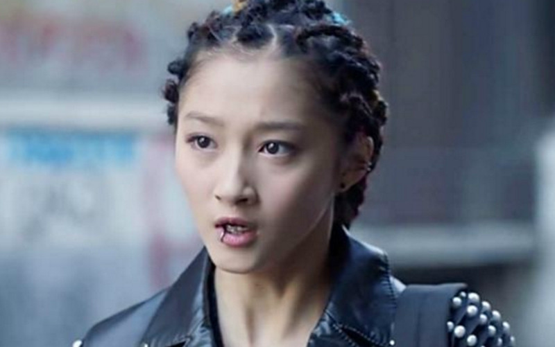 关晓彤,好先生,有5个造型,图二有点土,图四张艺兴爱的太深|关晓彤