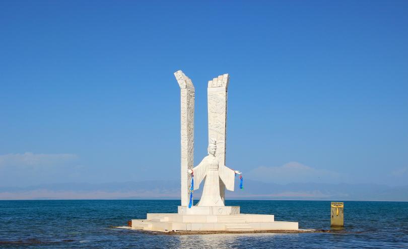 具有东方气质的青海湖|日月山|青海湖|宝镜_新浪新闻