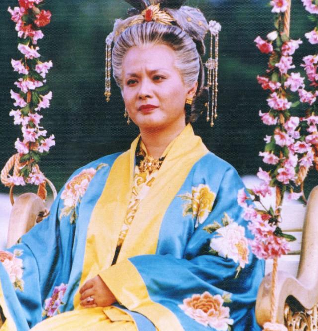 惊艳全国,现成婆婆专业户,55岁依然美得动人|张青|依然美|西游记_新浪