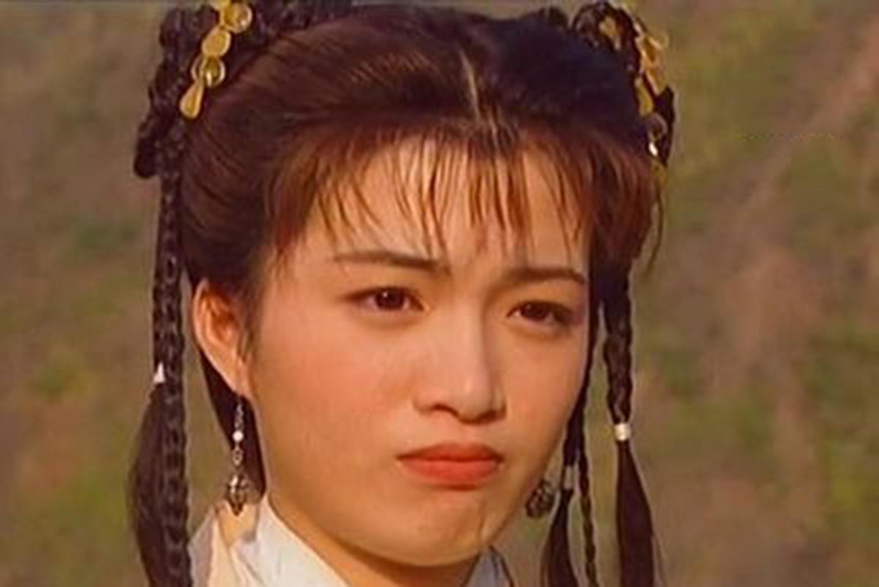 42岁"双儿"晒近照,曾和刘德华师徒反目,如今和大20岁老公幸福