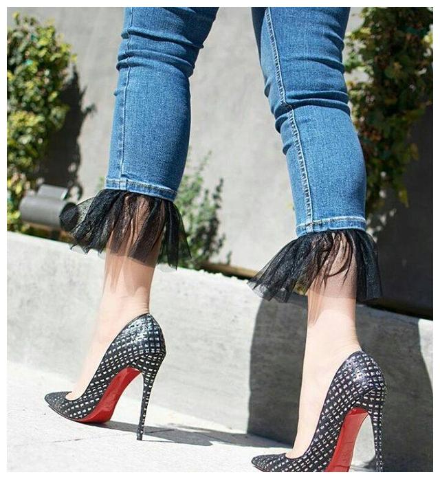 如何缓解高跟鞋的疼痛?展现优雅身姿