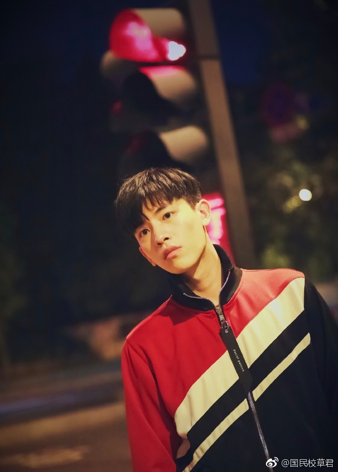 《悲伤逆流成河》饰演顾森西的辛云来