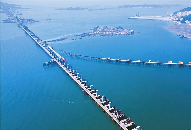 中国第五大岛修建高铁,大桥跨海直通岛上,距台湾只有几十海里!