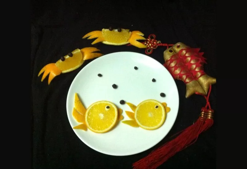 趣味测试:你喜欢哪对水果拼盘动物,测亲密异性该做恋人还是朋友