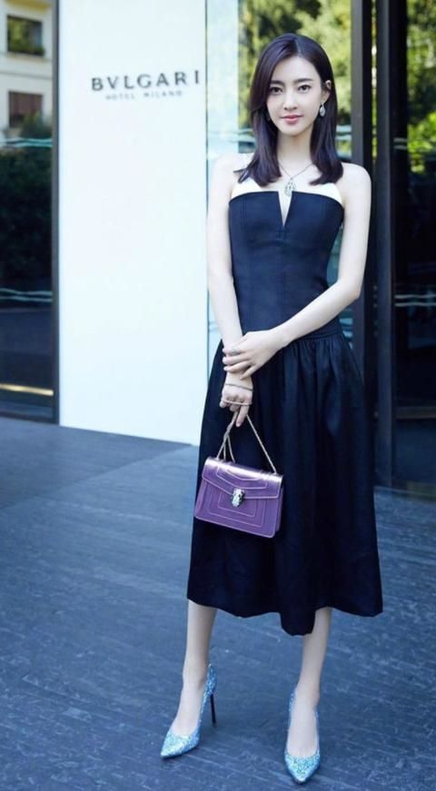 王丽坤穿短裤大胆露腿,但只想说这腿"全网最难看"没有之一!