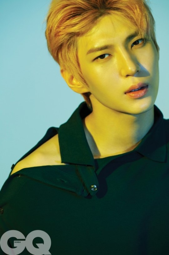 韩国男团vixx成员leo最新时装杂志写真曝光