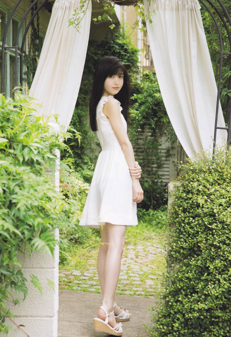 久保史绪里乃木坂46三期生2001年出生的17岁美少女