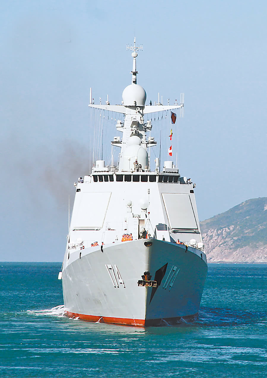 可能还会引起全舰重心,稳性等发生变化,所以052d加长版驱逐舰建成之后