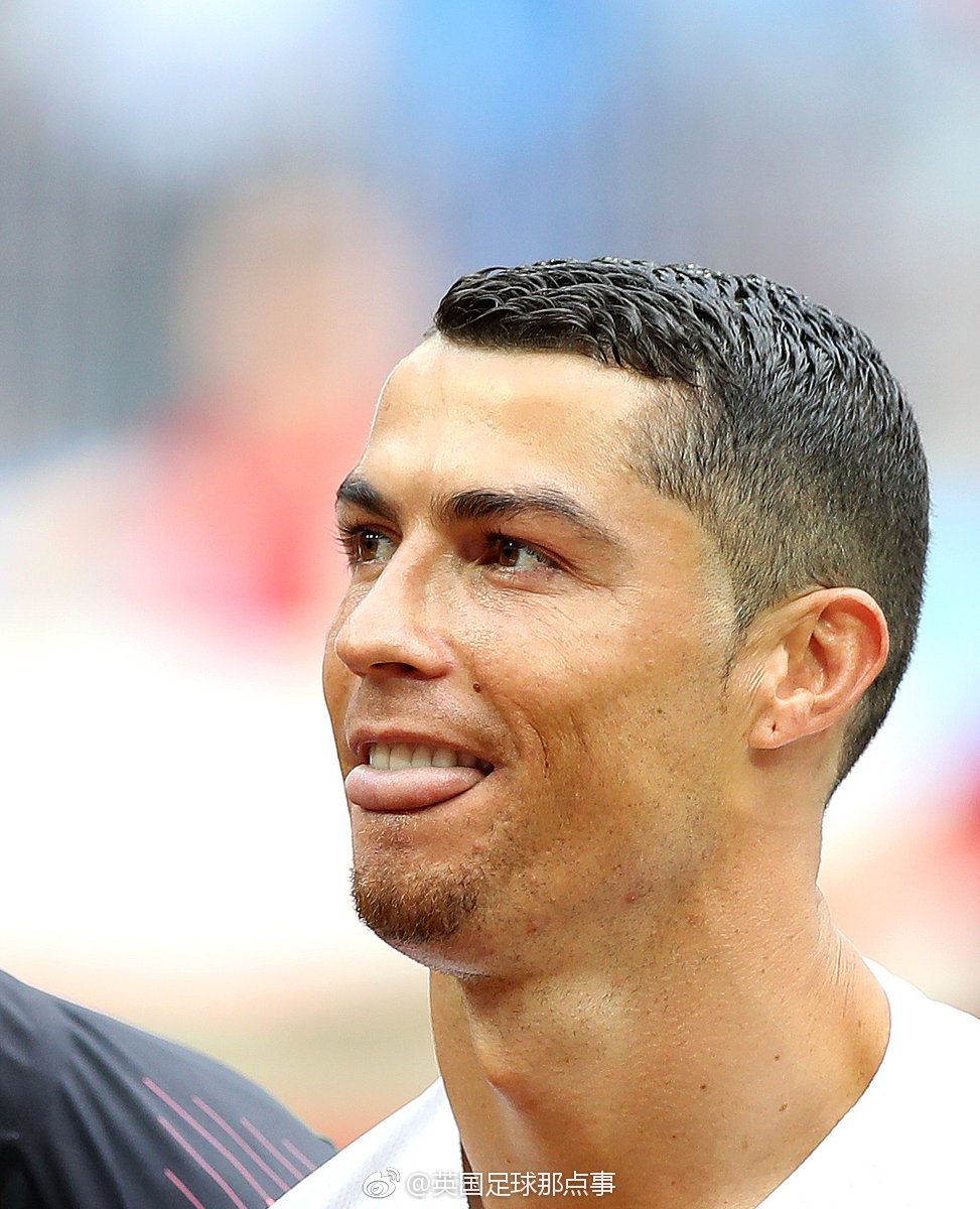 c罗开始蓄胡子了原来跟上一场的庆祝动作是连续剧