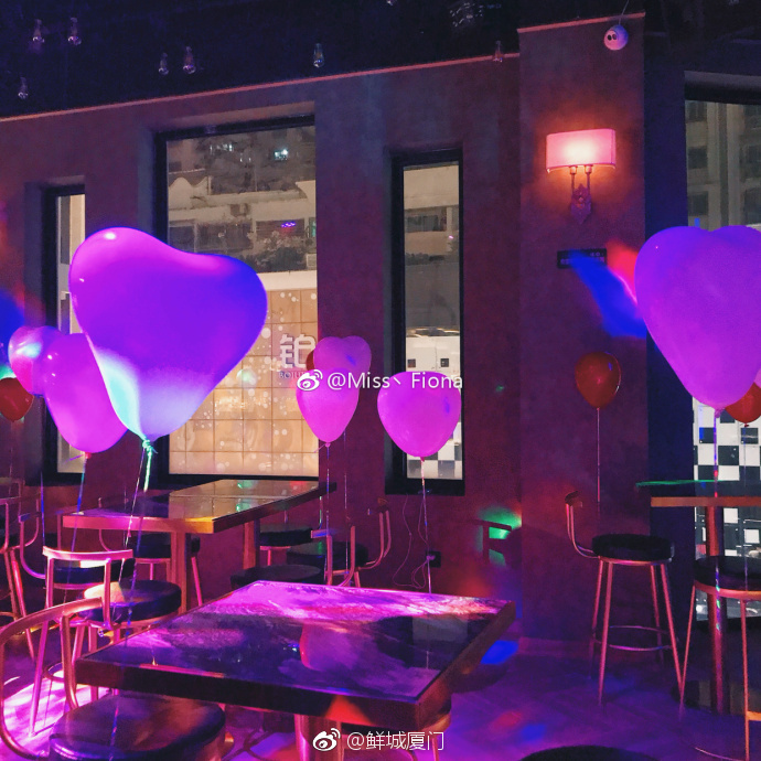 漫酒吧human touch barraspberry